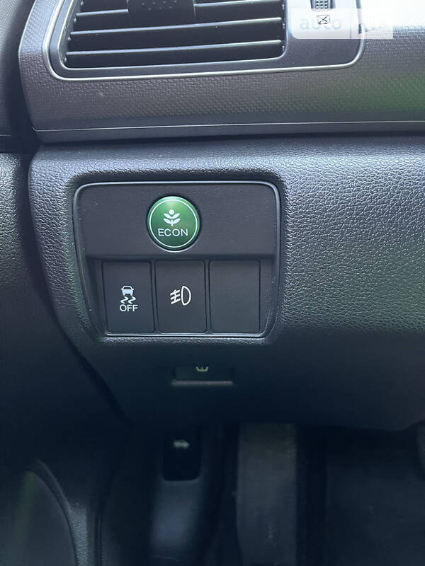 Седан Honda Accord 2015 в Чернівцях фото 26 Седан Honda Accord 2015 в Чернівцях