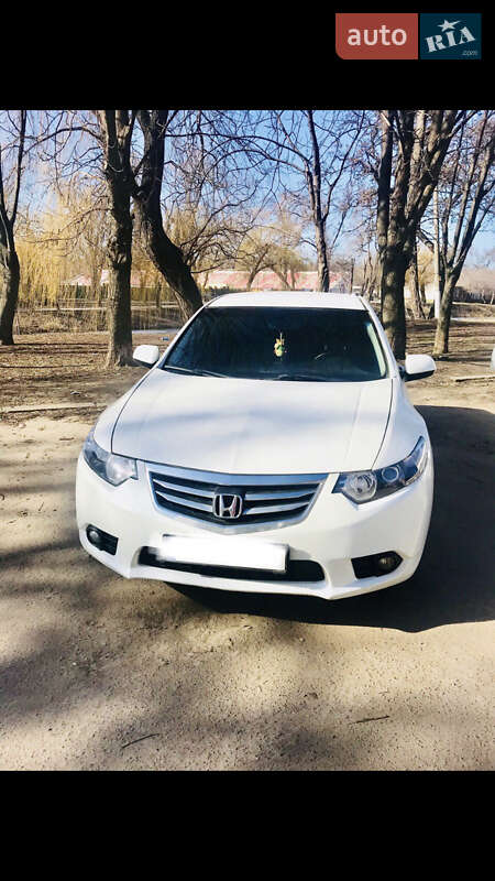 Седан Honda Accord 2012 в Кривому Розі