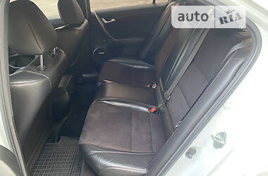 Седан Honda Accord 2012 в 