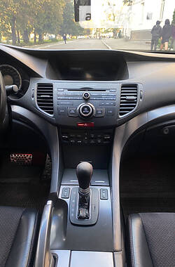 Седан Honda Accord 2012 в 