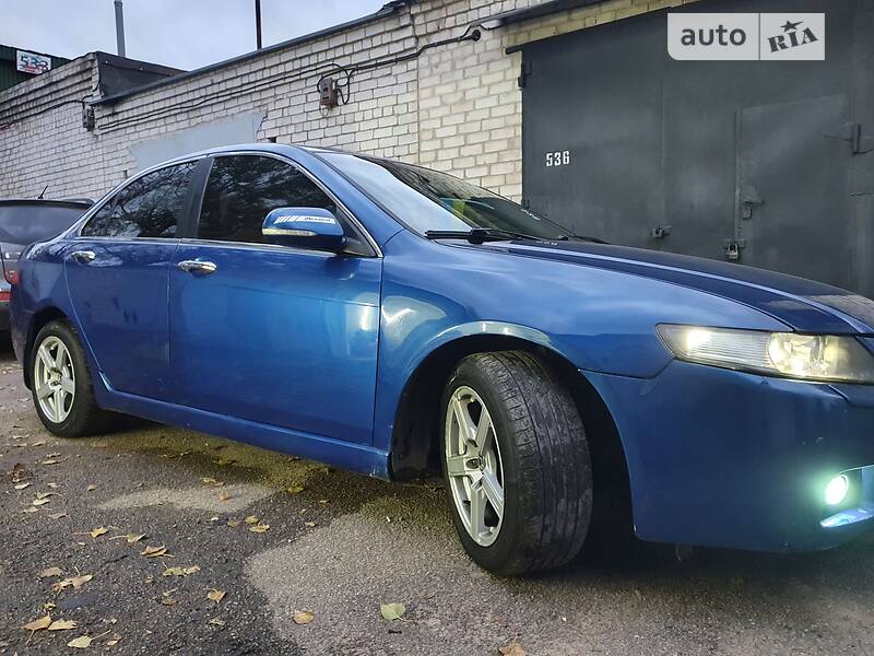 Седан Honda Accord 2004 в Чернигове
