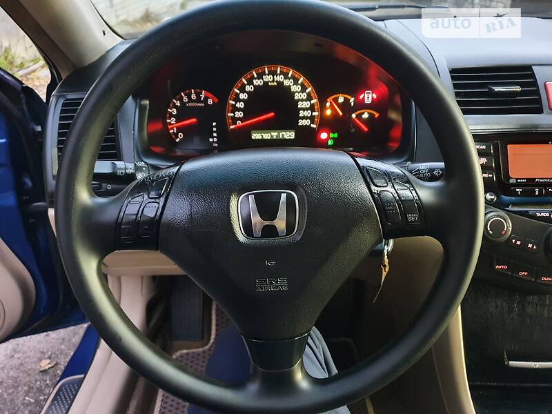 Седан Honda Accord 2004 в Чернигове