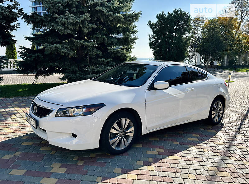 Купе Honda Accord 2008 в 