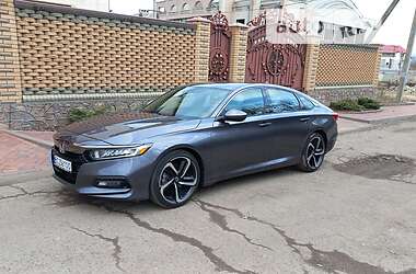 Седан Honda Accord 2018 в 
