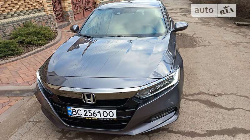 Седан Honda Accord 2018 в Николаеве