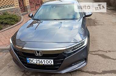 Седан Honda Accord 2018 в 