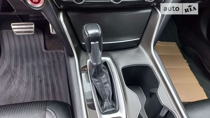 Седан Honda Accord 2018 в Николаеве