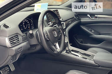 Седан Honda Accord 2018 в 