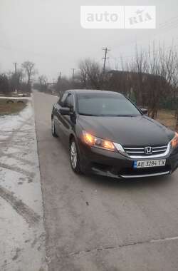 Седан Honda Accord 2014 в Новомосковске