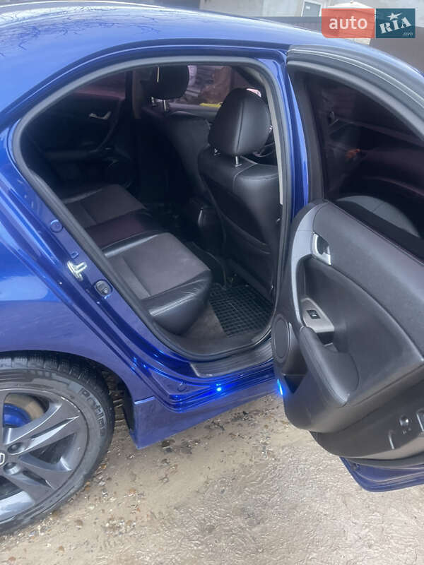 Седан Honda Accord 2008 в Тернополі