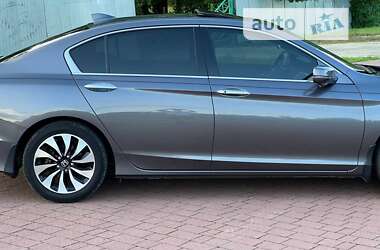 Седан Honda Accord 2016 в Трускавці