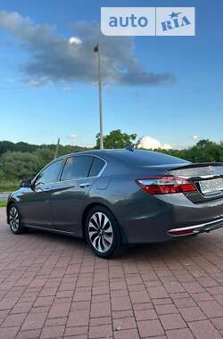 Седан Honda Accord 2016 в Трускавце