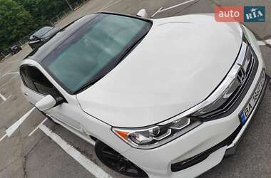 Седан Honda Accord 2016 в Кропивницком