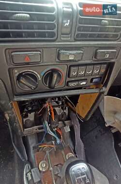 Седан Honda Accord 1992 в Рівному