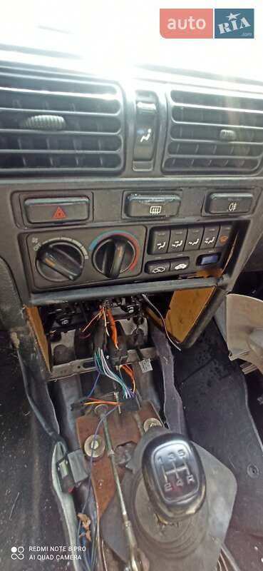 Седан Honda Accord 1992 в Рівному