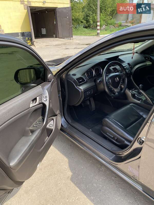 Седан Honda Accord 2008 в Каменском