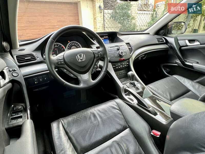 Седан Honda Accord 2011 в Одессе