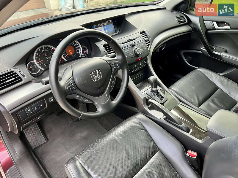 Седан Honda Accord 2011 в Одессе