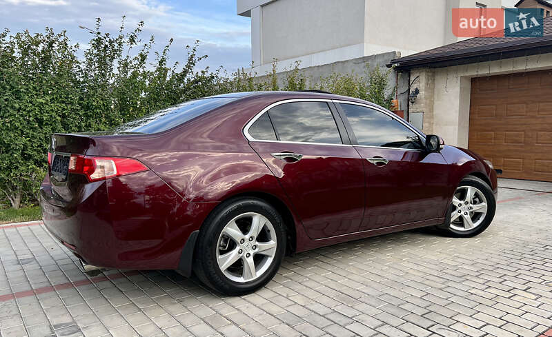 Седан Honda Accord 2011 в Одессе