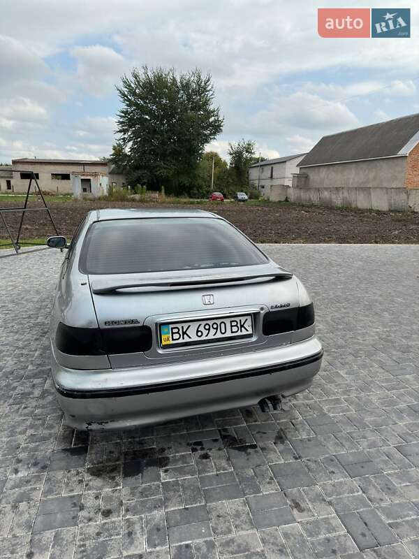 Седан Honda Accord 1995 в Кореці