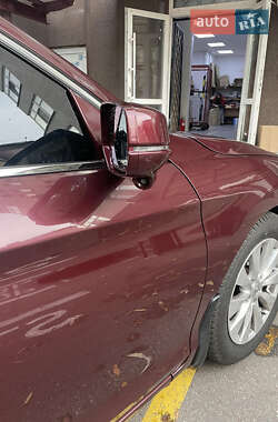 Седан Honda Accord 2013 в Києві