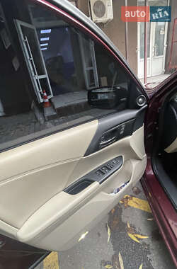 Седан Honda Accord 2013 в Києві