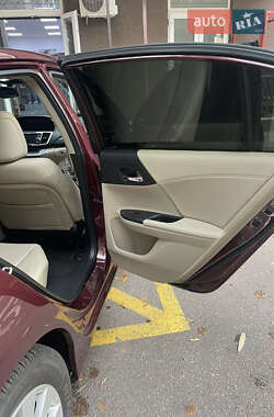 Седан Honda Accord 2013 в Києві
