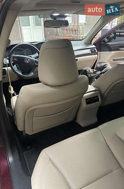 Седан Honda Accord 2013 в Києві