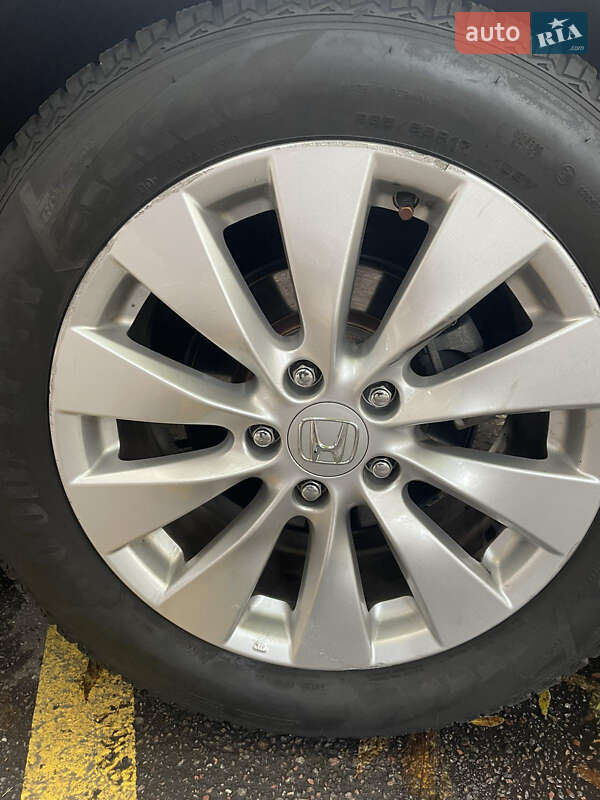 Седан Honda Accord 2013 в Києві