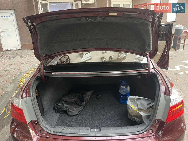 Седан Honda Accord 2013 в Києві