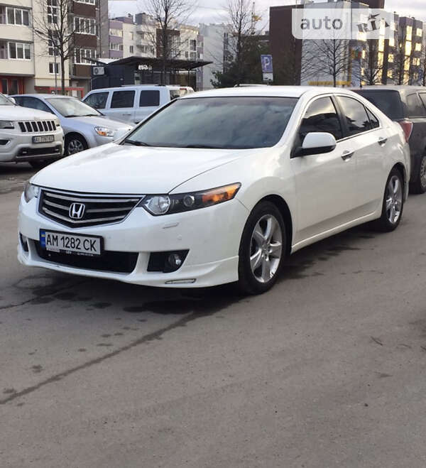 Седан Honda Accord 2008 в Киеве