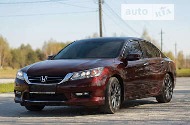 Седан Honda Accord 2015 в Львове