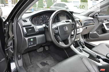 Купе Honda Accord 2015 в 