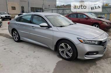 Седан Honda Accord 2019 в Киеве