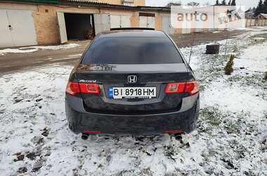 Седан Honda Accord 2011 в Гадяче