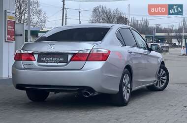 Седан Honda Accord 2014 в 