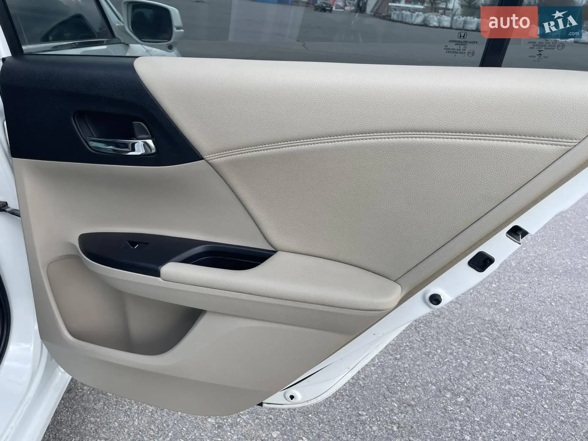 2015 Honda Accord - мініатюра 18