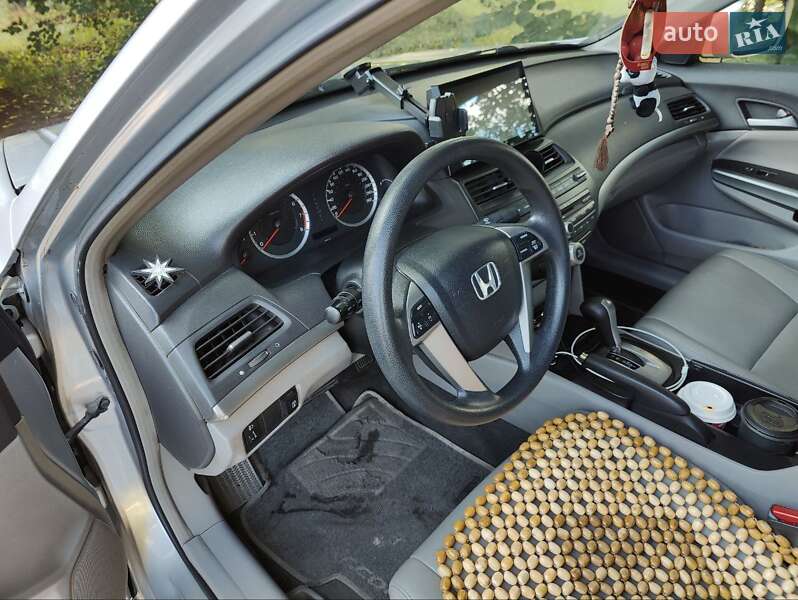 Седан Honda Accord 2008 в Луцьку