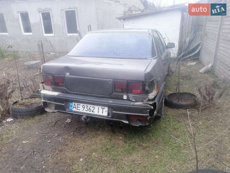 Седан Honda Accord 1987 в Днепре