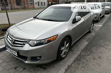 Седан Honda Accord 2010 в Івано-Франківську