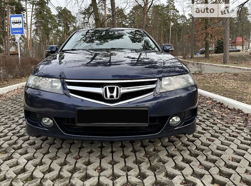 Седан Honda Accord 2006 в Бучі