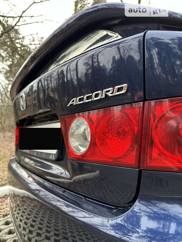 Седан Honda Accord 2006 в Бучі