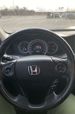 Седан Honda Accord 2013 в Полтаве