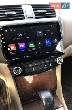 Седан Honda Accord 2006 в Киеве