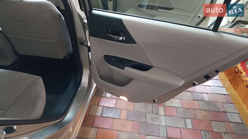 Седан Honda Accord 2014 в Умани