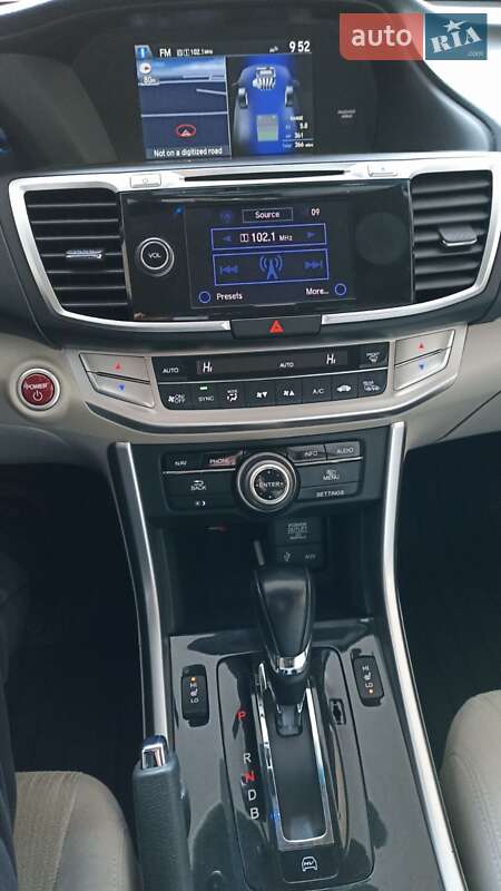 Седан Honda Accord 2014 в Умани