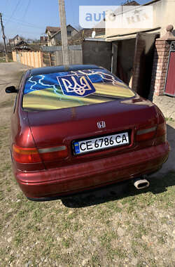 Седан Honda Accord 1996 в Черновцах