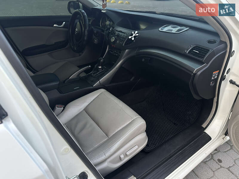 Седан Honda Accord 2011 в Запорожье