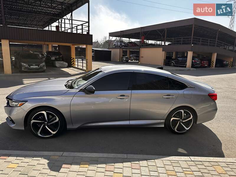 Седан Honda Accord 2022 в Одесі