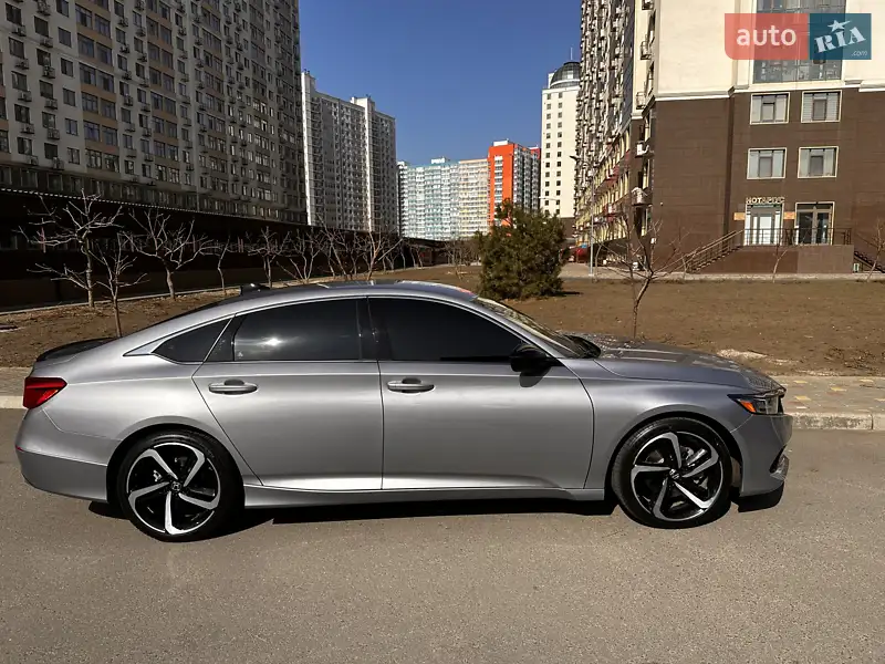 Honda Accord 2022 VIN 1HGCV3F29NA008027 фото оголошення 16 з 68